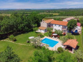 Гостиница Holiday Home Tommy  Гедичи